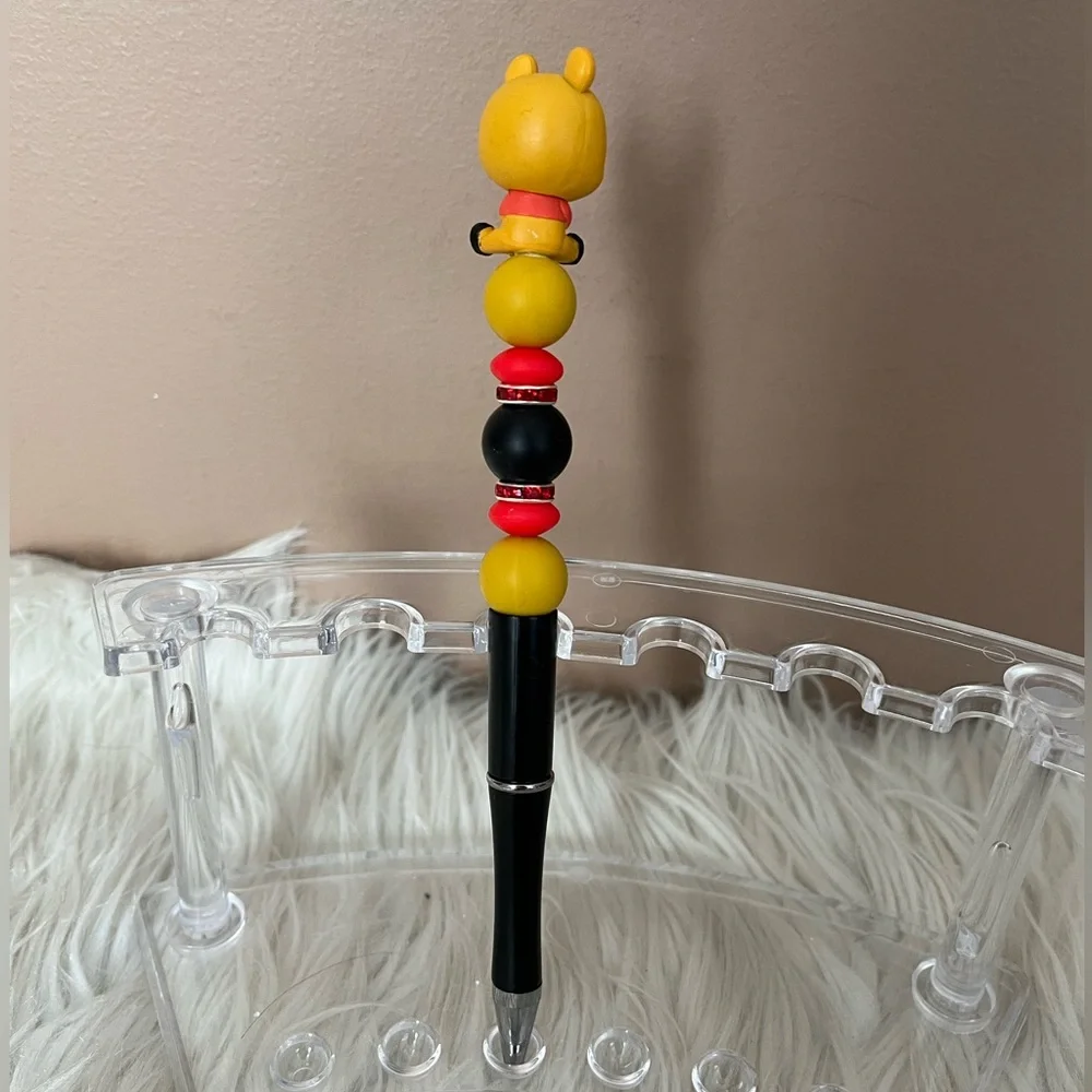 {Disney} Doorables Beadable Homemade Character Pen with Winnie The Pooh Soccer